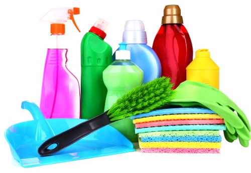 Professional mattress cleaning service for a Stjohnswood bedroom