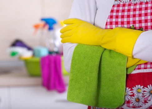 Deep cleaning curtains in a Stjohns Wood property